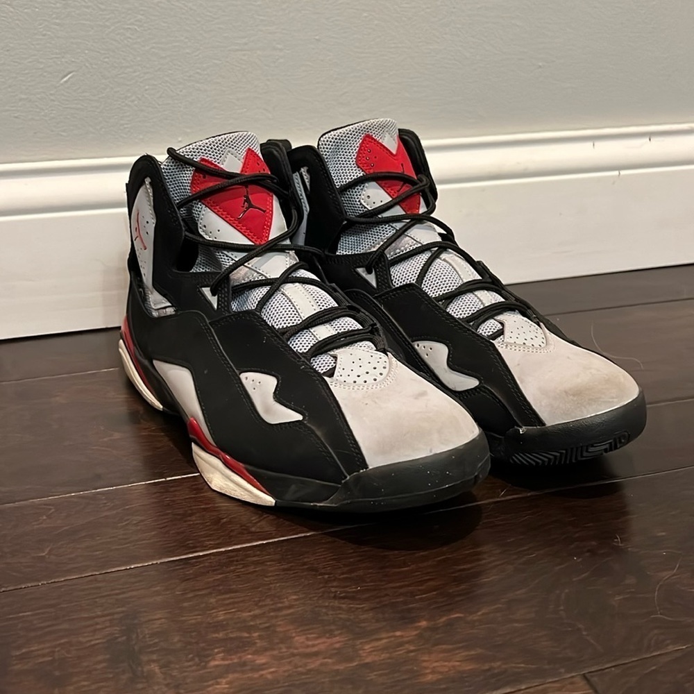Jordan True Flight size 12